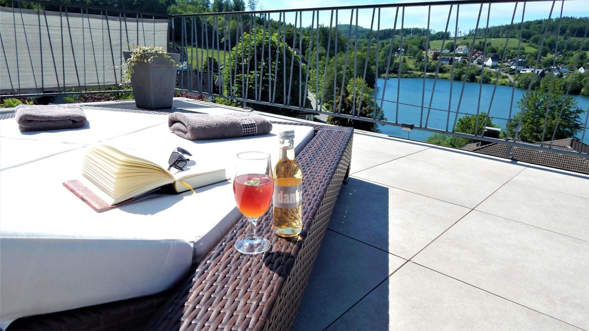 Seeblick-Ferienwohnung Im "Ferienhaus Agger-Blick" Mit Traumhafter Sonnen-Terrasse, Sauna, E-Kamin & Kajak Gummersbach Exteriér fotografie