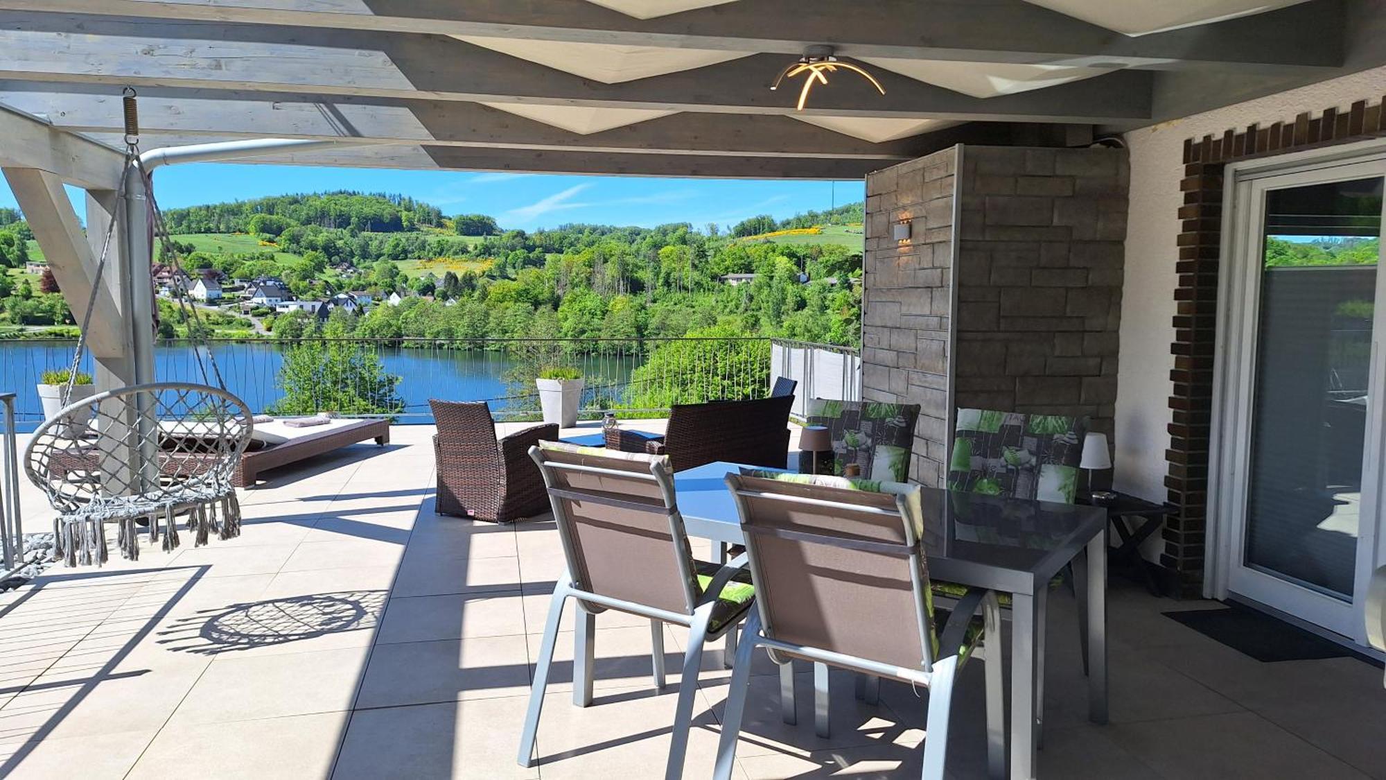 Seeblick-Ferienwohnung Im "Ferienhaus Agger-Blick" Mit Traumhafter Sonnen-Terrasse, Sauna, E-Kamin & Kajak Gummersbach Exteriér fotografie